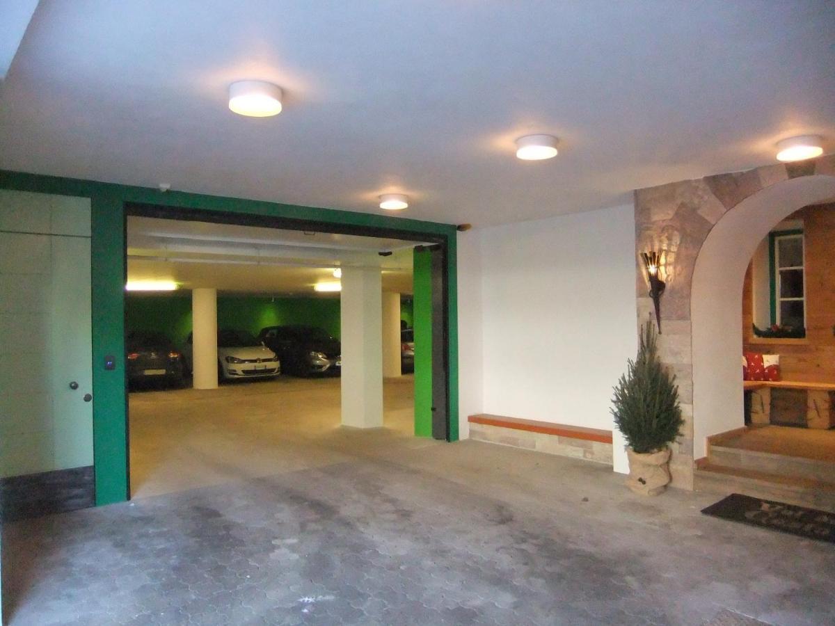 Garni Val De Costa Hotell Canazei Exteriör bild